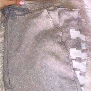 VS Pink crop sweats